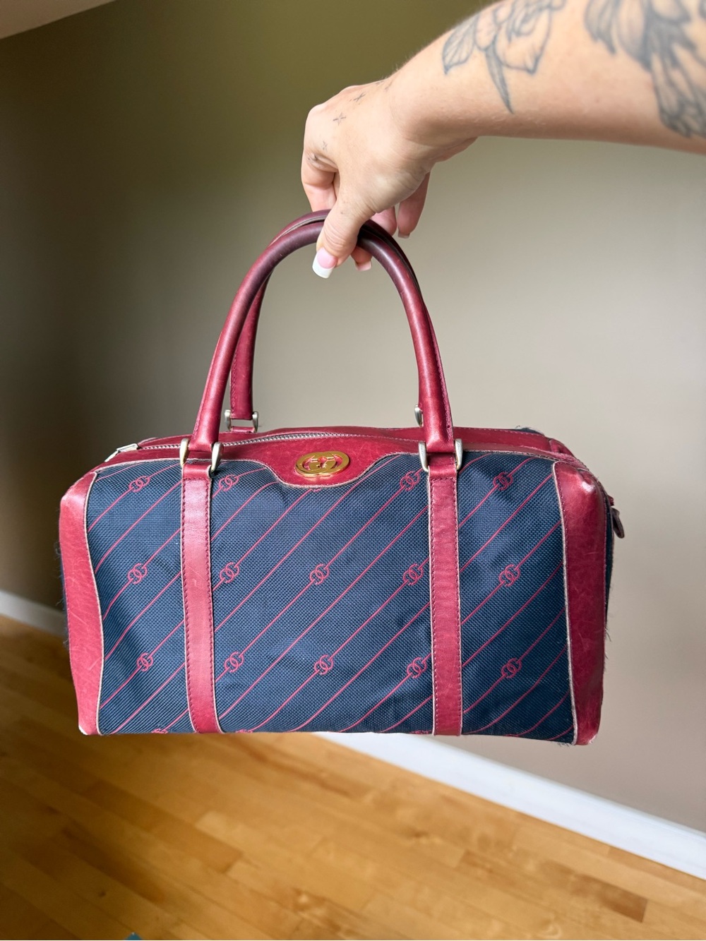 Vintage 1970s Gucci Monogram Canvas Boston Bag - Picture 2 of 14